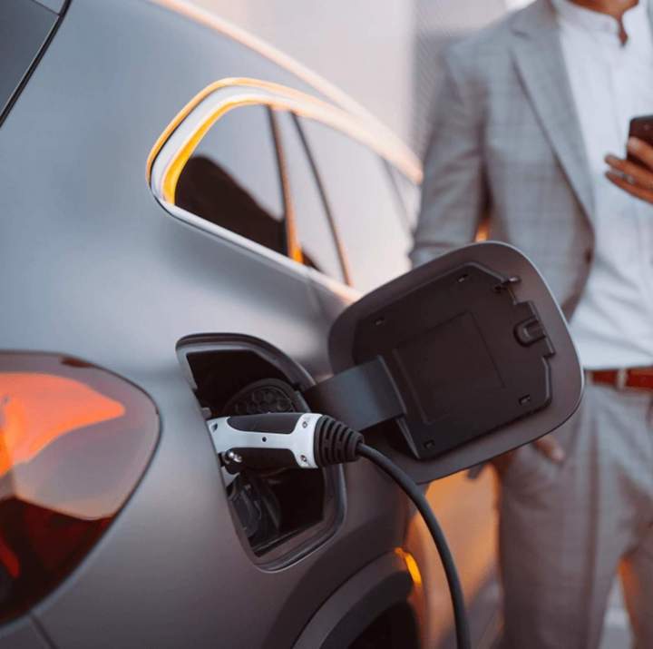 Bornes de recharge professionnels à Nantes