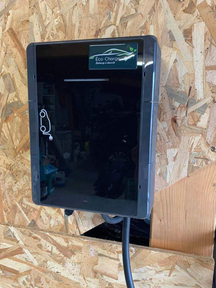 Borne de recharge de qualité à Nantes